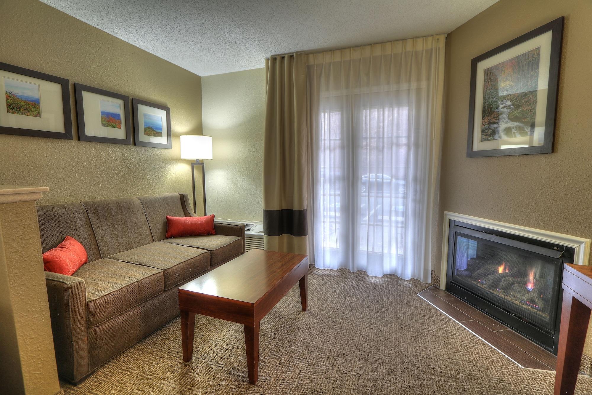 Comfort Inn & Suites At Dollywood Lane Pigeon Forge Eksteriør billede