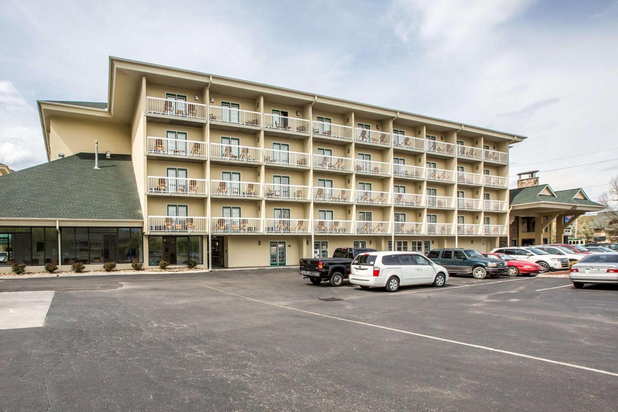 Comfort Inn & Suites At Dollywood Lane Pigeon Forge Eksteriør billede