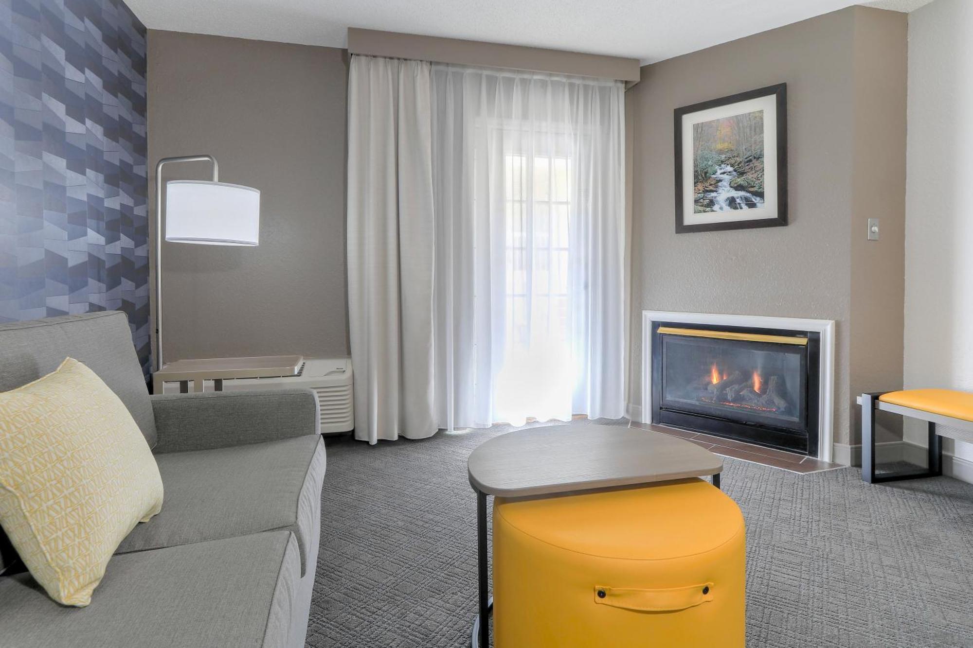 Comfort Inn & Suites At Dollywood Lane Pigeon Forge Eksteriør billede