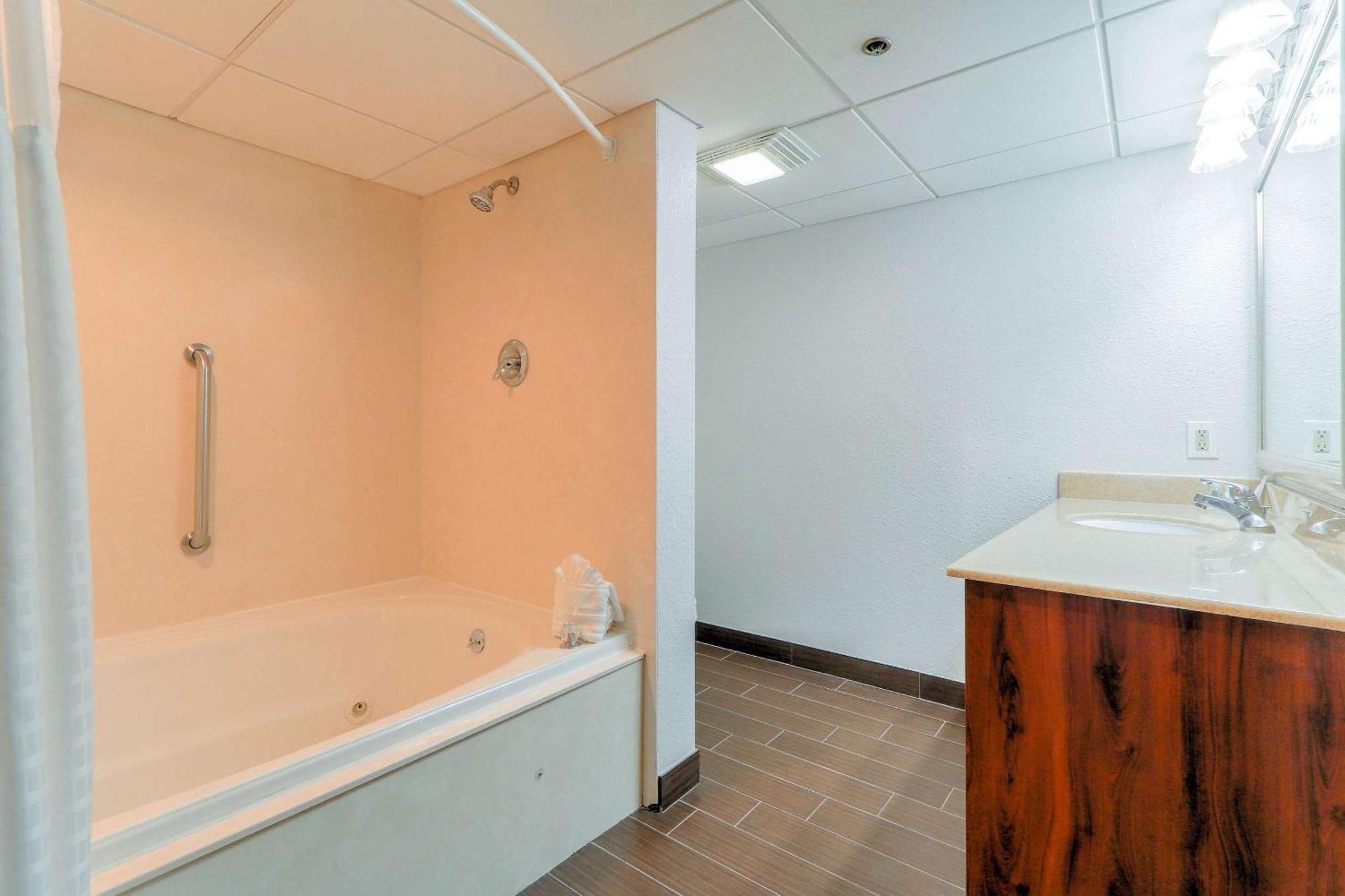 Comfort Inn & Suites At Dollywood Lane Pigeon Forge Eksteriør billede